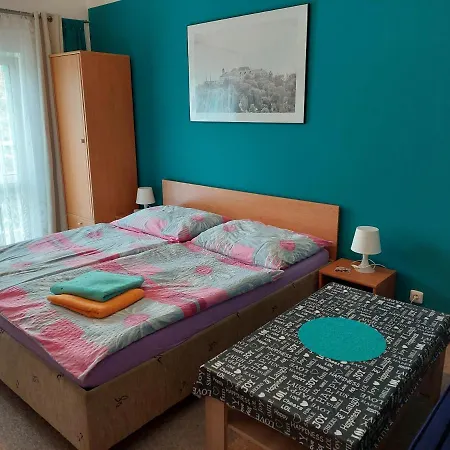 Azalka Penzion 3* Brno